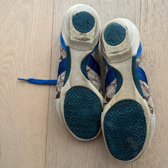 Vintage Coach Baylee Sneakers - Picture 3 of 4